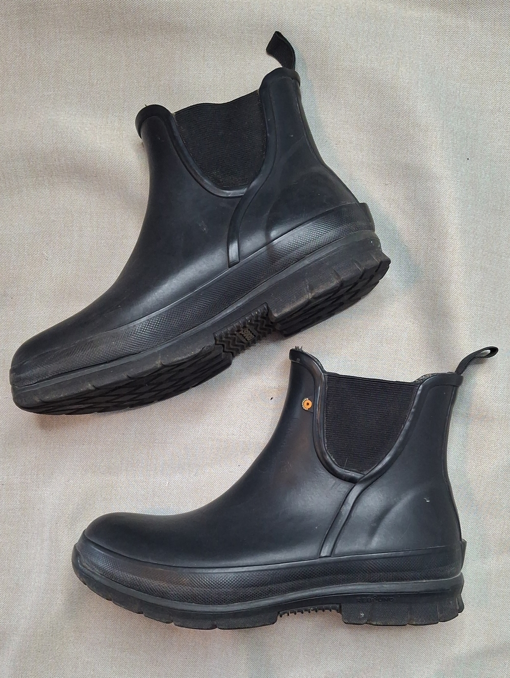 Bogs Women's Black Chelsea Rain Boot